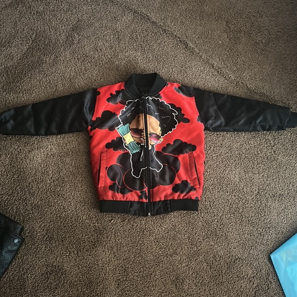 Customized African American character jacket. Size 6y. 2 pockets. Red/black - Picture 2 of 3